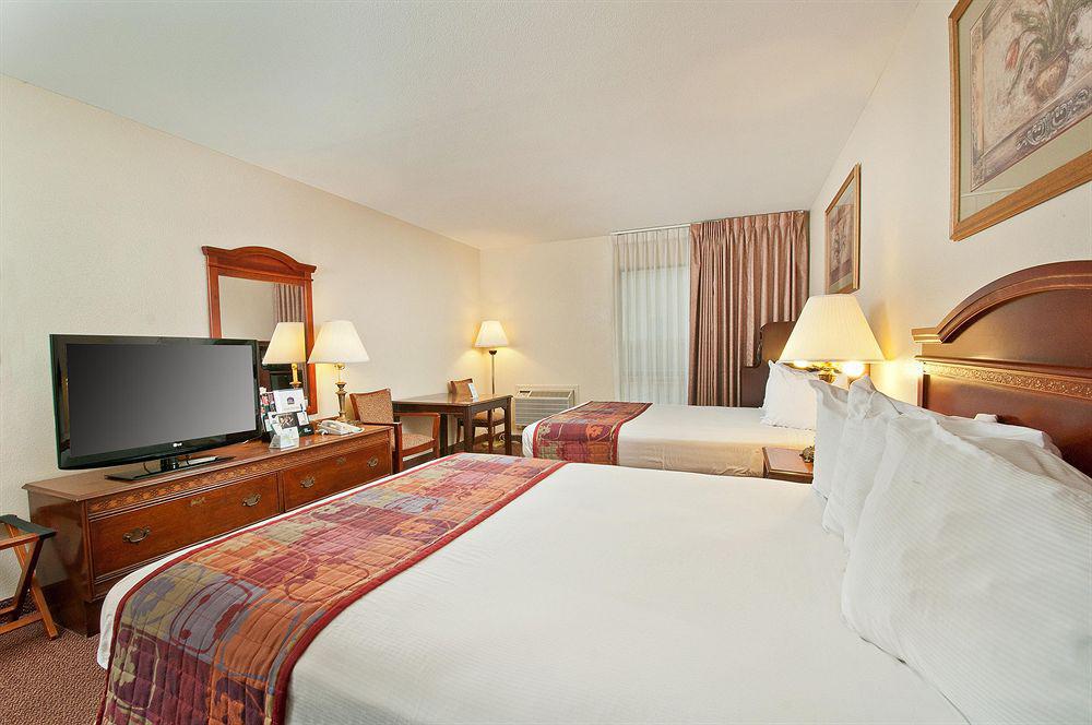 Best Western Near Lackland Afb Seaworld Сан-Антоніо Екстер'єр фото